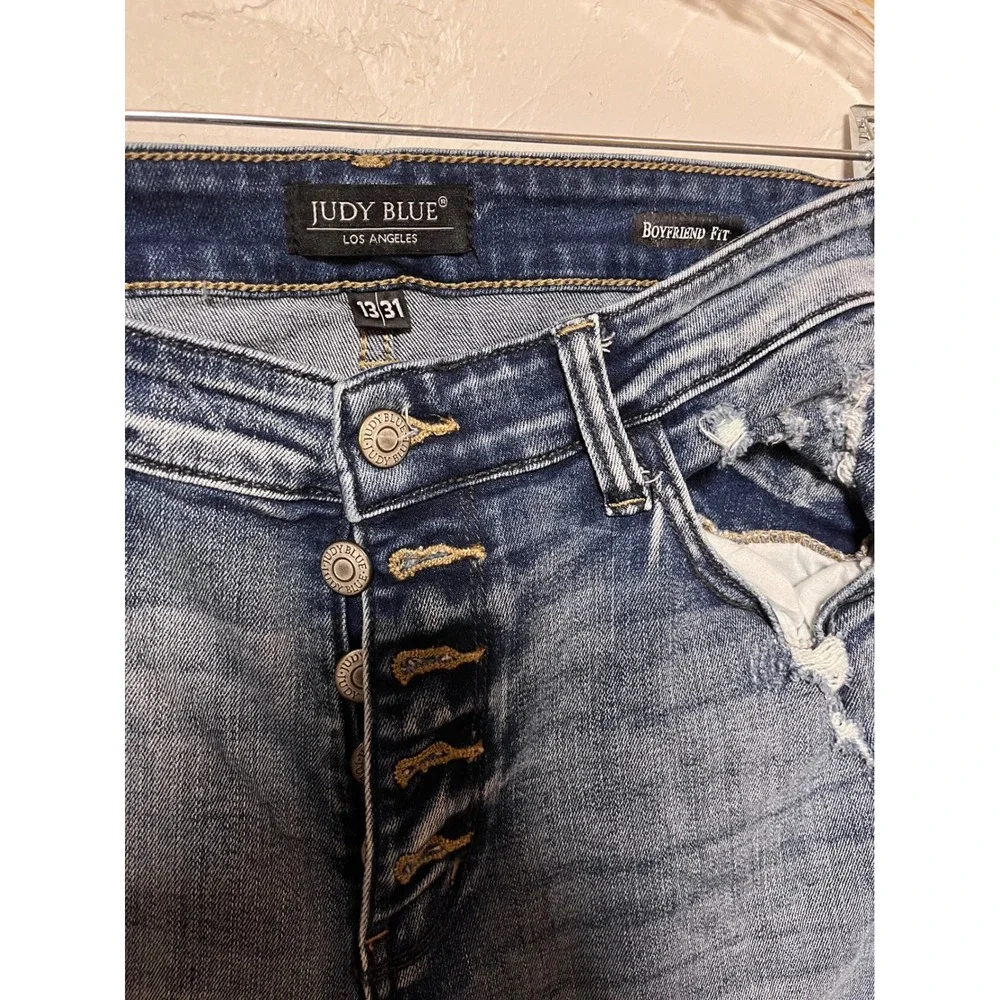Judy‎ Blue Distressed Boyfriend Fit Jeans Medium Wash Button Fly Size 13/31